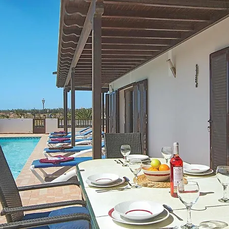 Willa Playa Blanca Sleeps 8 Air Con Wifi *